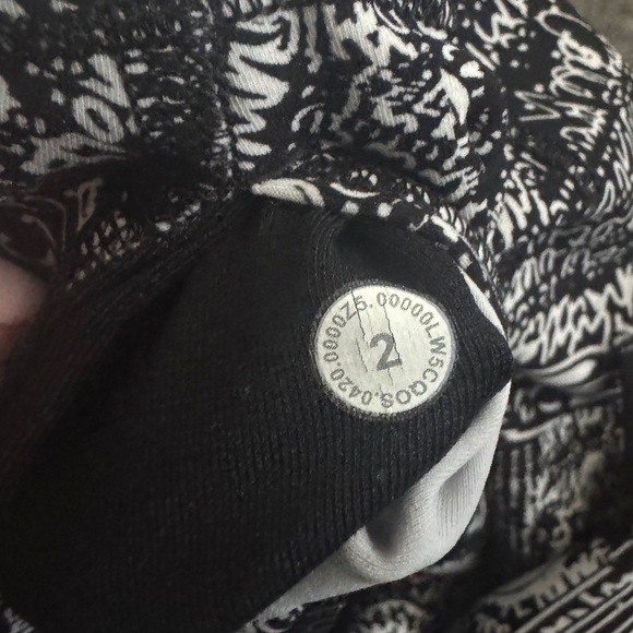 Lululemon Wunder Train High-Rise Tight 25" in Tear It Up Alpine White Black - Picture 5 of 6